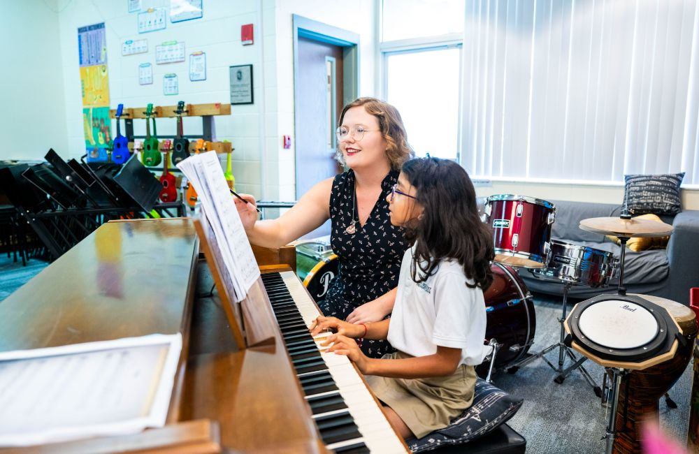 Student in an after school program at Shorecrest.