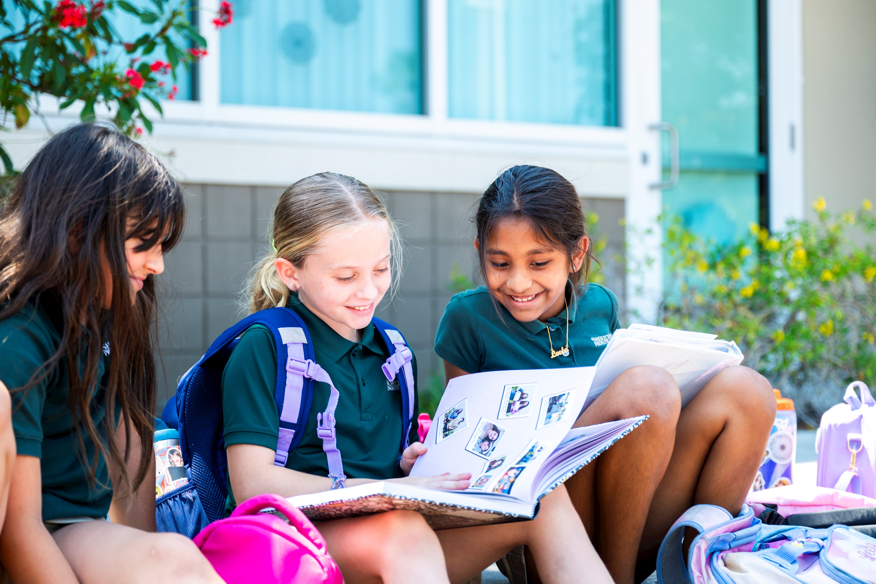 Shorecrest students reading together.