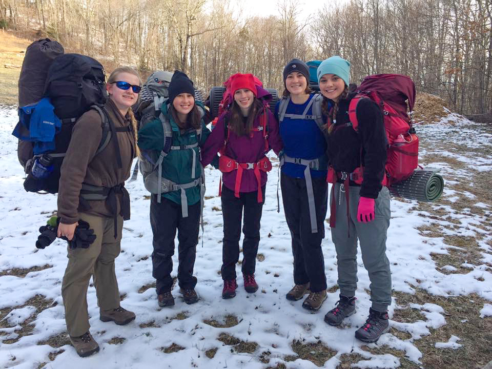 Students travel to complete service work in mountains